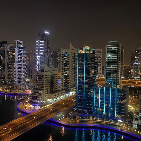 Walk To The Beach Or Enjoy The Amazing View From The Balcony Apartment Dubai Bagian luar foto