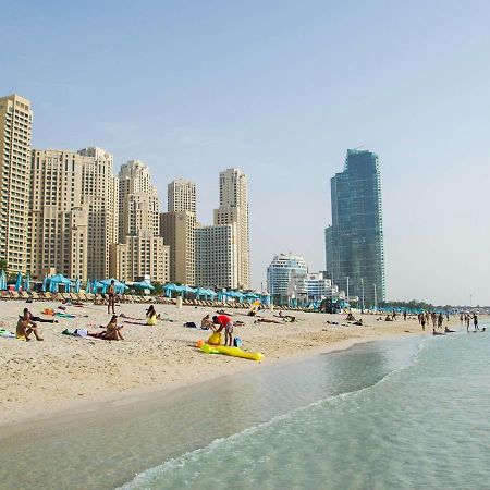 Walk To The Beach Or Enjoy The Amazing View From The Balcony Apartment Dubai Bagian luar foto